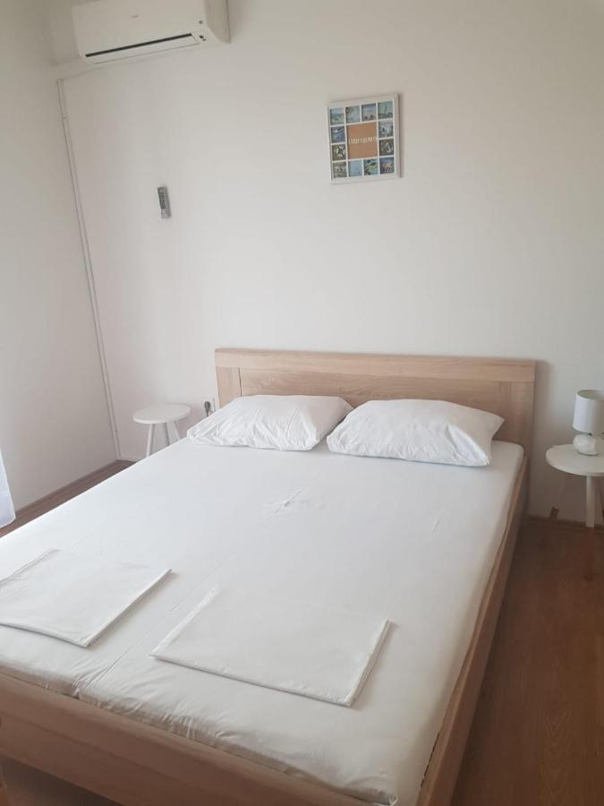 Apartments And Rooms With Parking Space Metajna, Pag - 4120 Eksteriør billede