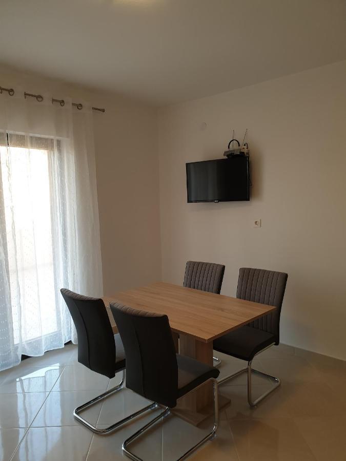 Apartments And Rooms With Parking Space Metajna, Pag - 4120 Eksteriør billede