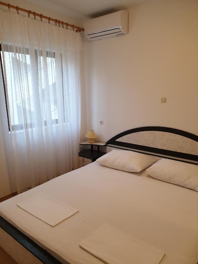 Apartments And Rooms With Parking Space Metajna, Pag - 4120 Eksteriør billede